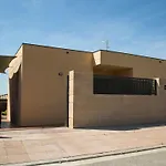 Vakantiehuis Modernes Einfamilienhaus Mit Pool By Interhome *