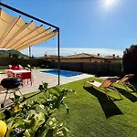 Modernes Einfamilienhaus Mit Pool By Interhome * Torroella de Montgrí