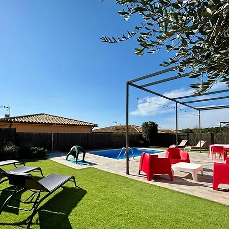 Modernes Einfamilienhaus Mit Pool By Interhome Torroella de Montgrí