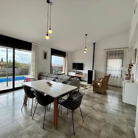 Modernes Einfamilienhaus Mit Pool By Interhome Casa vacanze *